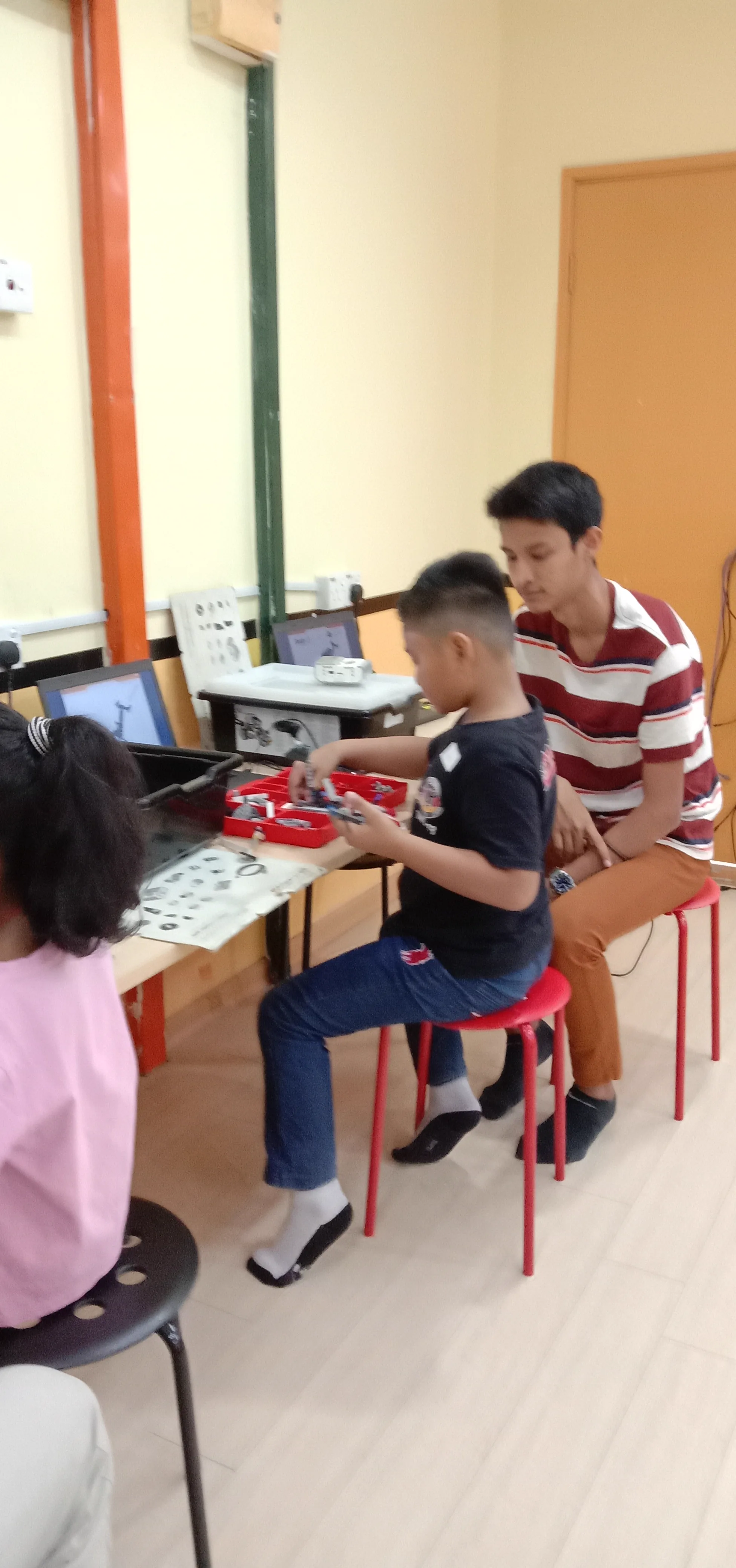 Workshop photo 15