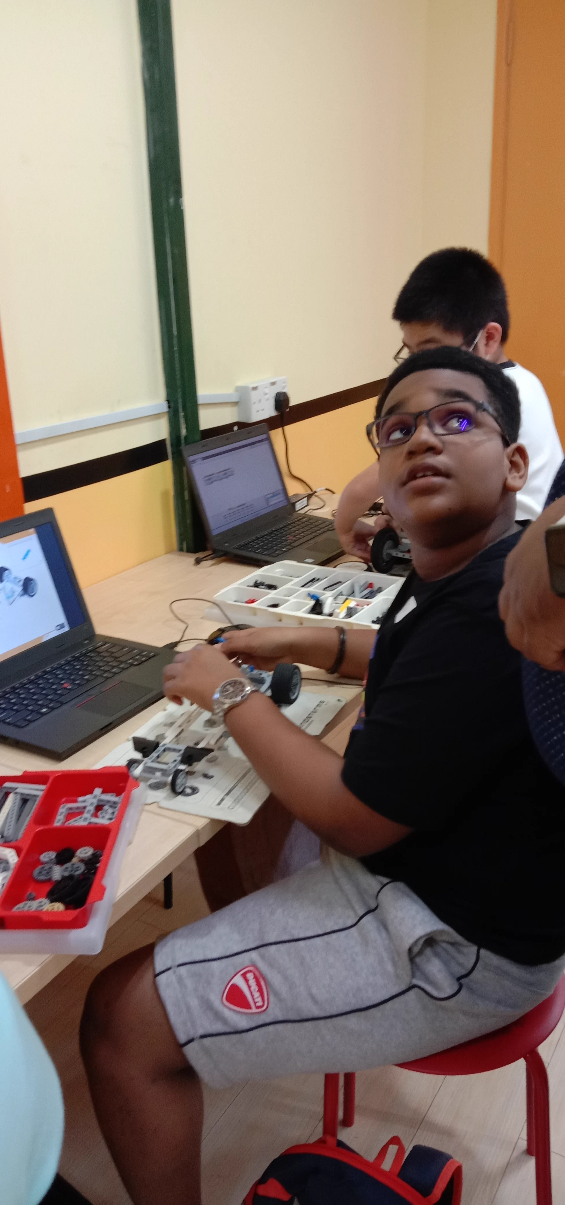 Workshop photo 19